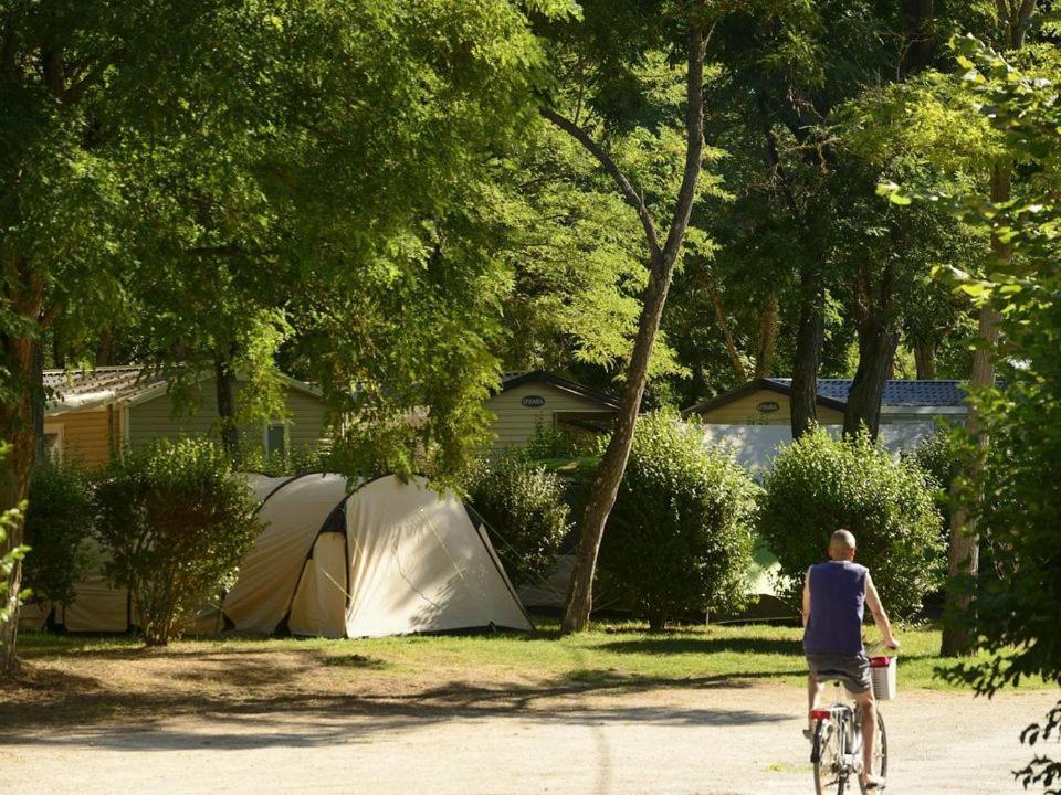 Camping Les Portes De Sancerre Saint-Satur Εξωτερικό φωτογραφία