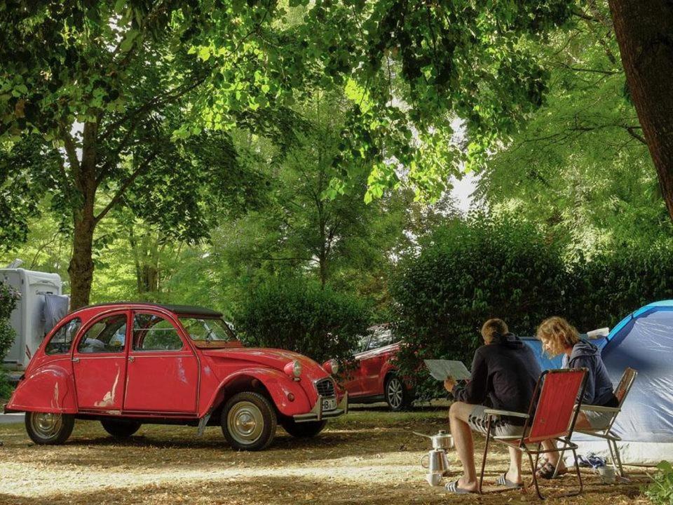 Camping Les Portes De Sancerre Saint-Satur Εξωτερικό φωτογραφία